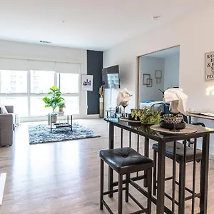Serenity Luxe Stays Apartment Charlotte