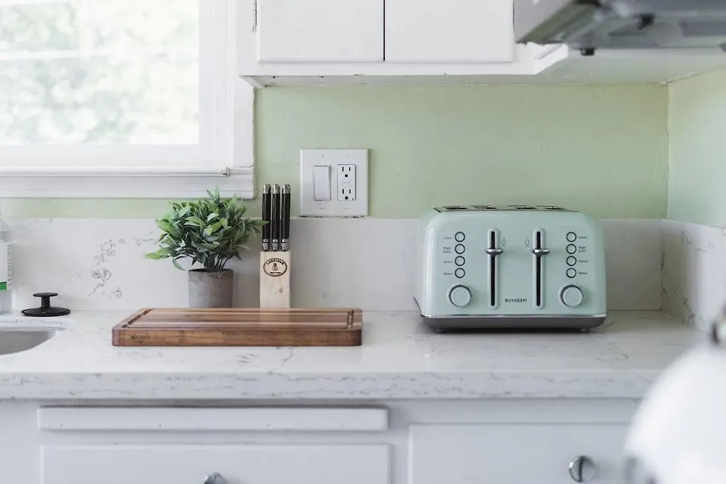 Rustic Sacramento Midtown Apartment United States