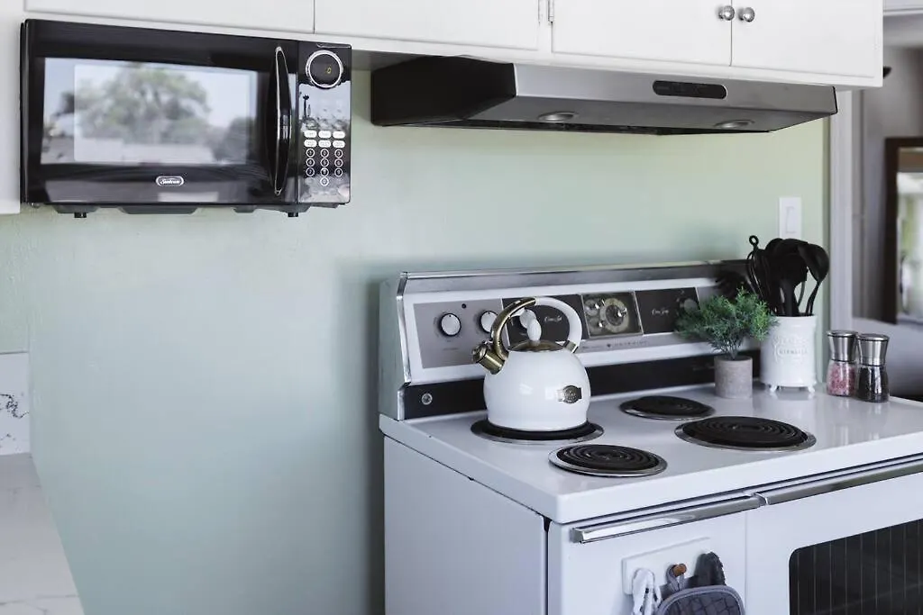 Rustic Sacramento Midtown Apartment 0*,  United States